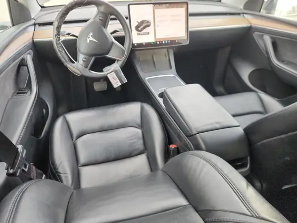 7SAYGAEE3PF702255 2023 TESLA MODEL Y - Image 8