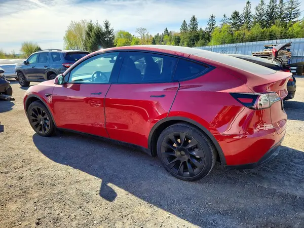 7SAYGAEE3PF705799 2023 TESLA MODEL Y - Image 2