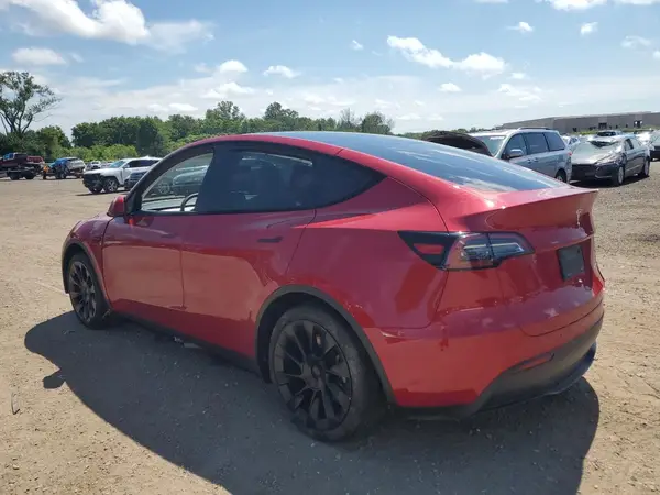 7SAYGAEE3PF710131 2023 TESLA MODEL Y - Image 2