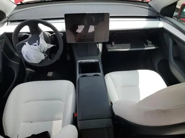 7SAYGAEE3PF710131 2023 TESLA MODEL Y - Image 8