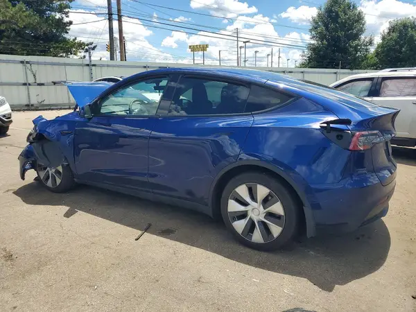 7SAYGAEE3PF756851 2023 TESLA MODEL Y - Image 2