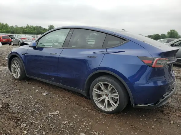 7SAYGAEE3PF764769 2023 TESLA MODEL Y - Image 2
