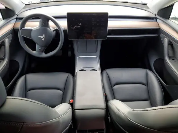 7SAYGAEE3PF769731 2023 TESLA MODEL Y - Image 8