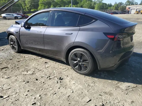 7SAYGAEE3PF772614 2023 TESLA MODEL Y - Image 2