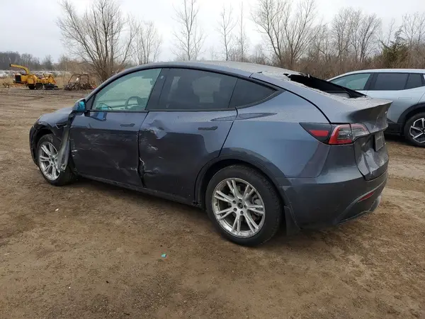 7SAYGAEE3PF788845 2023 TESLA MODEL Y - Image 2