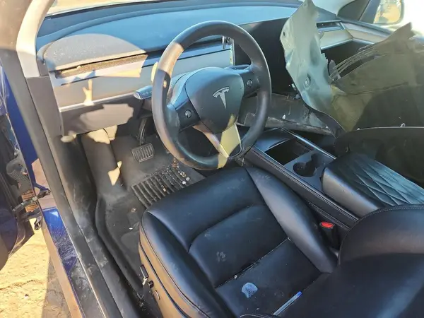 7SAYGAEE3PF789056 2023 TESLA MODEL Y - Image 8