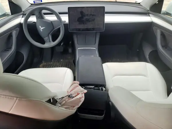 7SAYGAEE3PF812836 2023 TESLA MODEL Y - Image 8