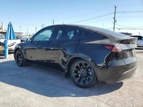7SAYGAEE3PF834464 2023 TESLA MODEL Y - Image 2