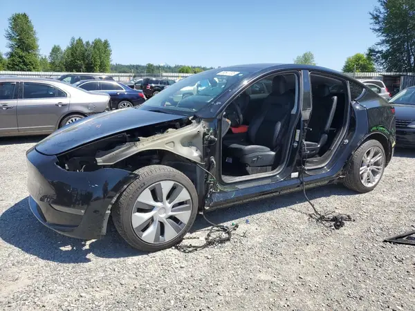 7SAYGAEE3PF849188 2023 TESLA MODEL Y - Image 1