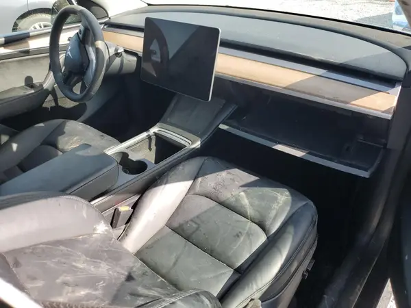7SAYGAEE3PF874317 2023 TESLA MODEL Y - Image 8
