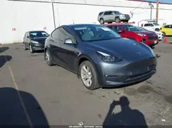 7SAYGAEE3PF885852 2023 TESLA MODEL Y