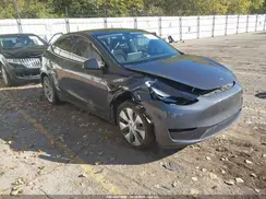 7SAYGAEE3PF900074 2023 TESLA MODEL Y