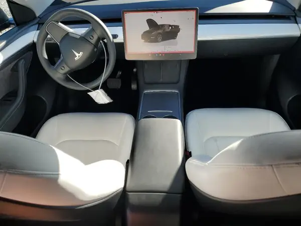 7SAYGAEE3PF900642 2023 TESLA MODEL Y - Image 8