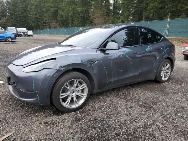 7SAYGAEE3PF910443 2023 TESLA MODEL Y - Image 1