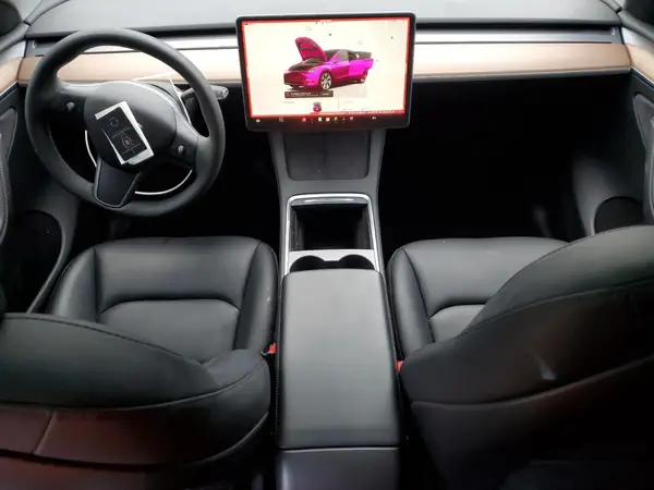 7SAYGAEE3PF910443 2023 TESLA MODEL Y - Image 8
