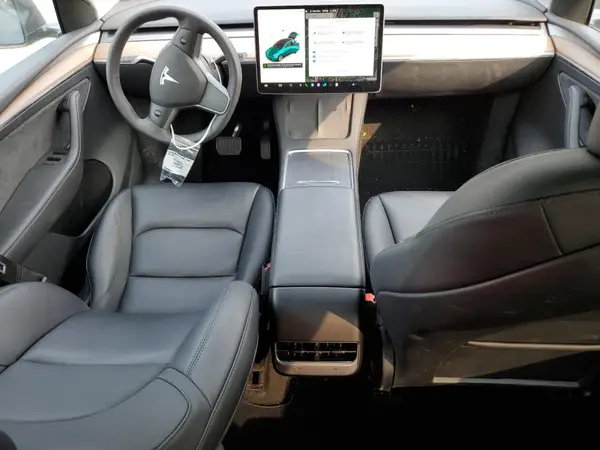 7SAYGAEE3PF911625 2023 TESLA MODEL Y - Image 8
