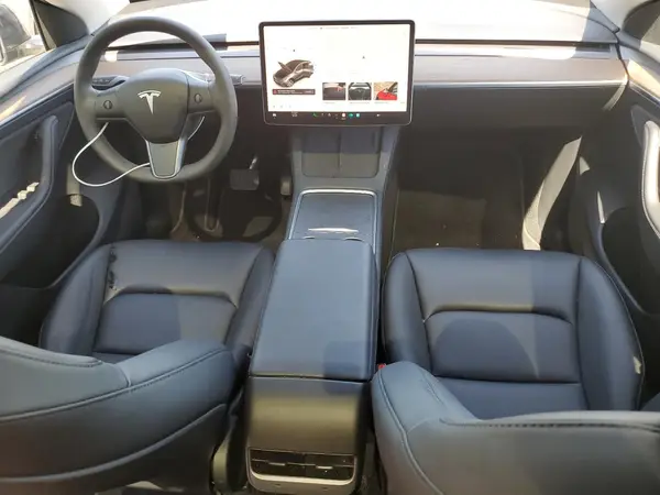 7SAYGAEE3PF917604 2023 TESLA MODEL Y - Image 8