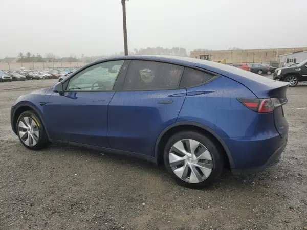 7SAYGAEE3PF946195 2023 TESLA MODEL Y - Image 2
