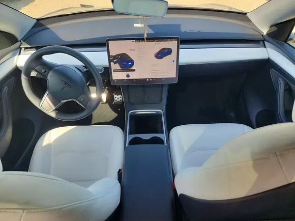 7SAYGAEE3PF960761 2023 TESLA MODEL Y - Image 8
