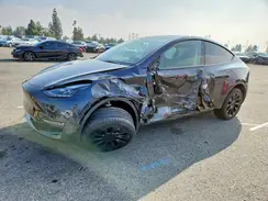 7SAYGAEE3RF002092 2024 TESLA MODEL Y