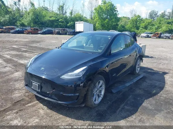 7SAYGAEE3RF023136 2024 TESLA MODEL Y - Image 2