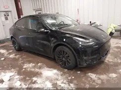 7SAYGAEE3RF023721 2024 TESLA MODEL Y