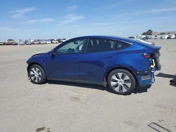 7SAYGAEE3RF034699 2024 TESLA MODEL Y - Image 2