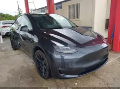 7SAYGAEE3RF039918 2024 TESLA MODEL Y
