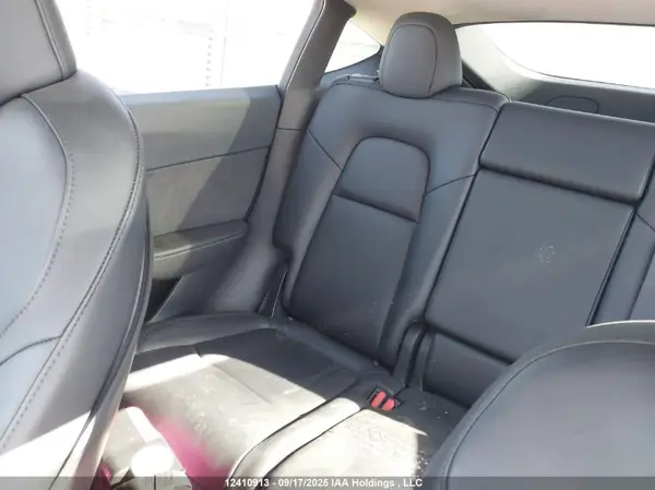 7SAYGAEE3RF058856 2024 TESLA MODEL Y - Image 8