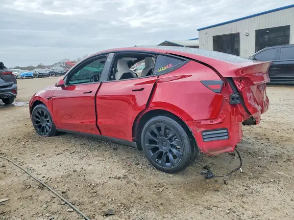 7SAYGAEE3RF059666 2024 TESLA MODEL Y - Image 2
