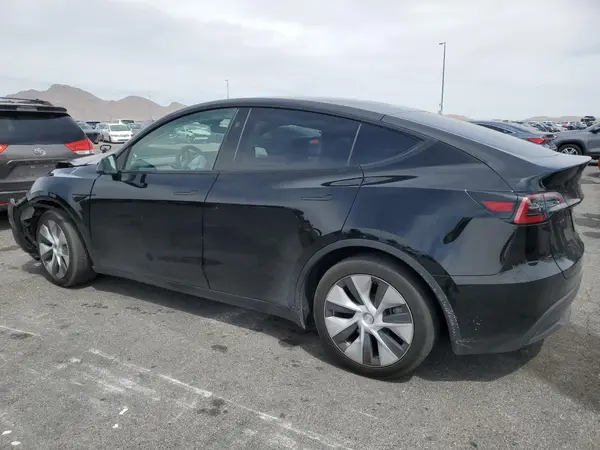 7SAYGAEE3RF073535 2024 TESLA MODEL Y - Image 2