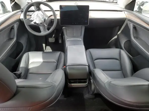 7SAYGAEE3RF073535 2024 TESLA MODEL Y - Image 8