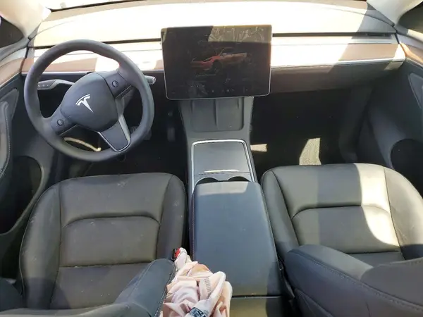7SAYGAEE3RF081795 2024 TESLA MODEL Y - Image 8