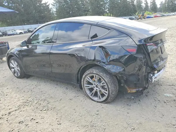 7SAYGAEE3RF084941 2024 TESLA MODEL Y - Image 2