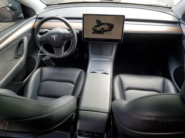 7SAYGAEE3RF084941 2024 TESLA MODEL Y - Image 8