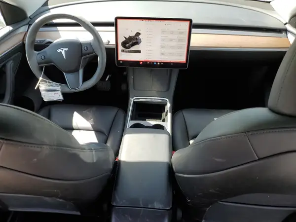 7SAYGAEE3RF089122 2024 TESLA MODEL Y - Image 8