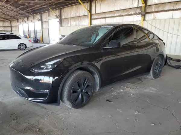 7SAYGAEE3RF100958 2024 TESLA MODEL Y - Image 1