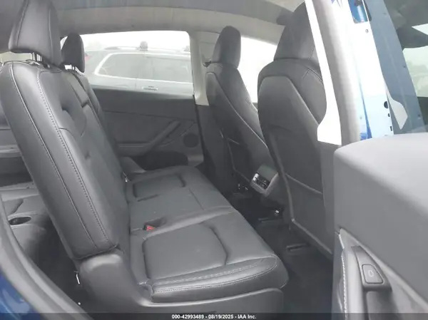 7SAYGAEE3RF117775 2024 TESLA MODEL Y - Image 8