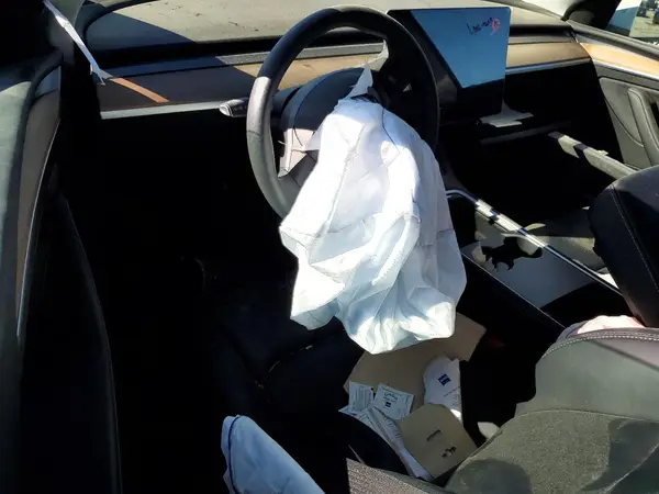 7SAYGAEE3RF126413 2024 TESLA MODEL Y - Image 8