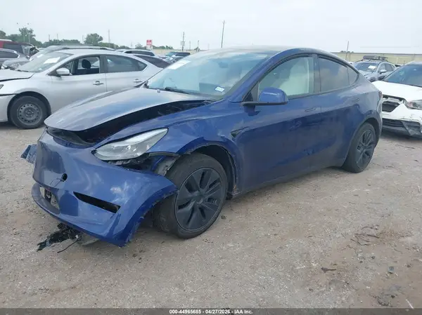 7SAYGAEE3RF159105 2024 TESLA MODEL Y - Image 2