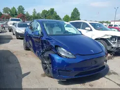 7SAYGAEE3RF164546 2024 TESLA MODEL Y
