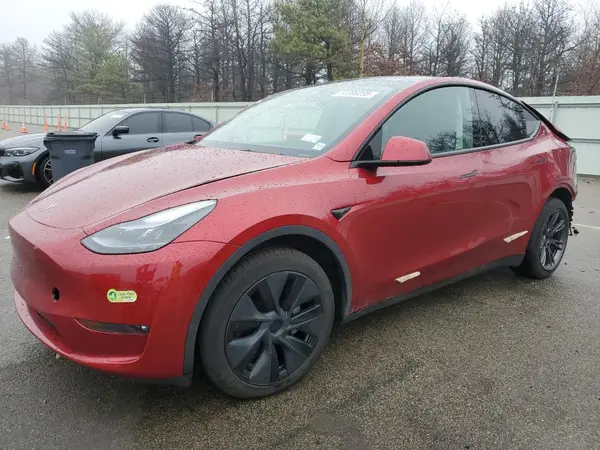 7SAYGAEE3RF186868 2024 TESLA MODEL Y - Image 1