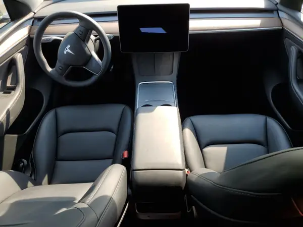 7SAYGAEE3RF192086 2024 TESLA MODEL Y - Image 8