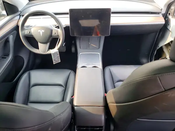7SAYGAEE3RF194761 2024 TESLA MODEL Y - Image 8