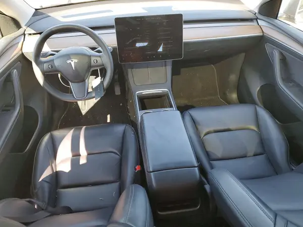 7SAYGAEE3RF197983 2024 TESLA MODEL Y - Image 8