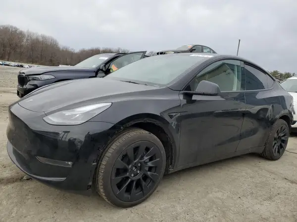 7SAYGAEE3RF207296 2024 TESLA MODEL Y - Image 1