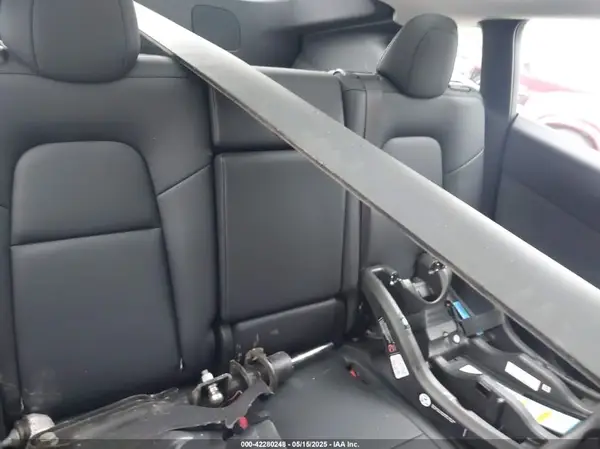7SAYGAEE3RF212921 2024 TESLA MODEL Y - Image 8