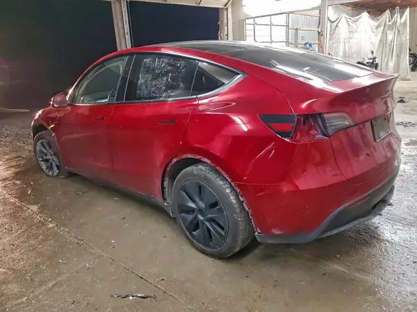 7SAYGAEE3SF222998 2025 TESLA MODEL Y - Image 2