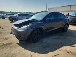 7SAYGAEE3SF232303 2025 TESLA MODEL Y