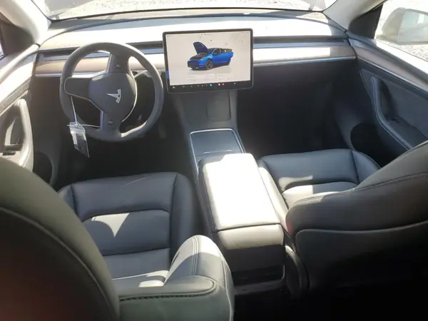 7SAYGAEE3SF234326 2025 TESLA MODEL Y - Image 8